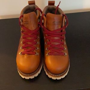 Eddie Bauer K6 boots